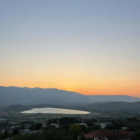 Bujtina Dhuli Holiday home Libohove